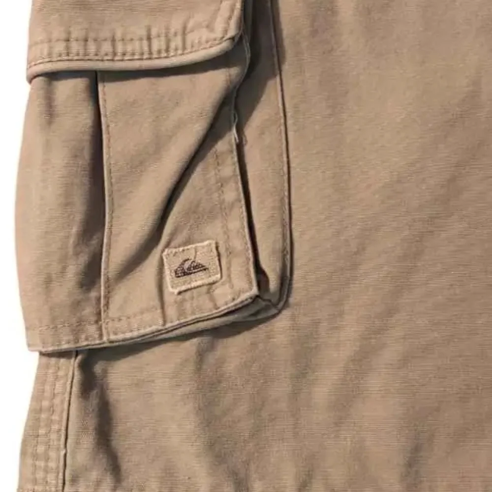 NWT Quiksilver Tan Cargo Boys Shorts with Utility Pockets ~size 12